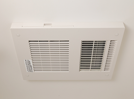 浴室換気暖房乾燥機